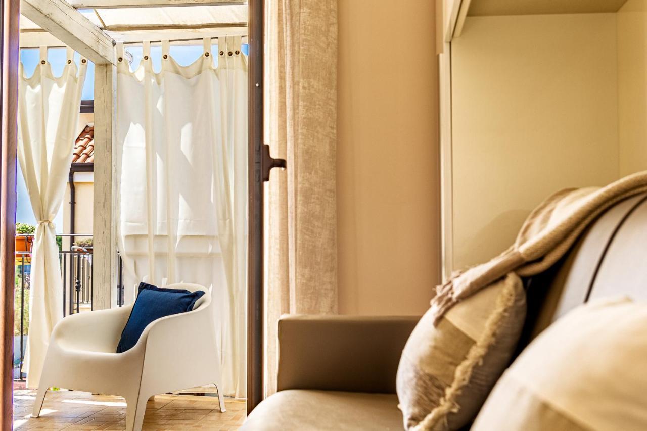 Villetta Desiderio Apartment Джардини Наксос Екстериор снимка